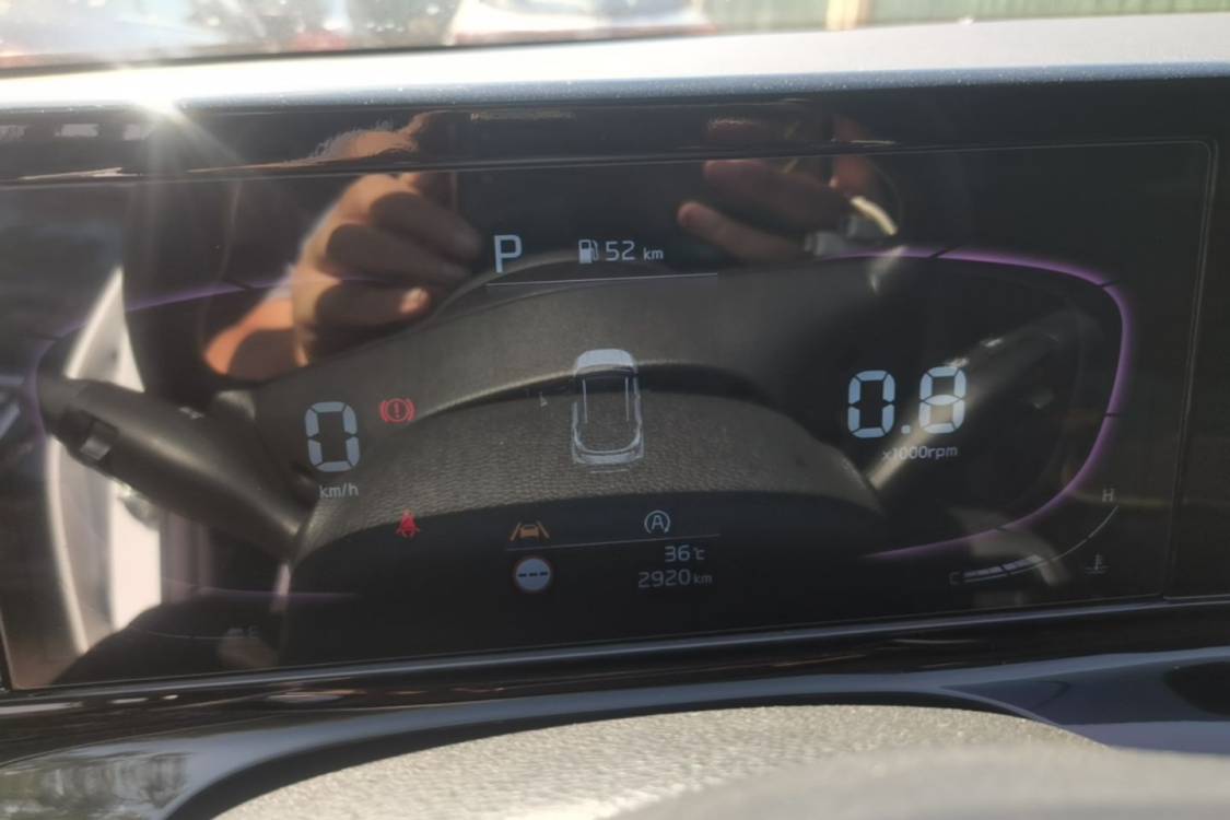 Kia Seltos 2024 car image #24