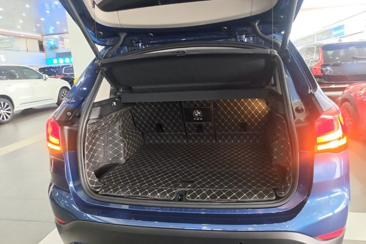 BMW X1 2020 car image #21