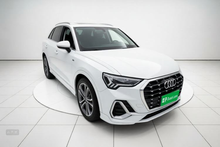 Audi Q3 2022 car image #4