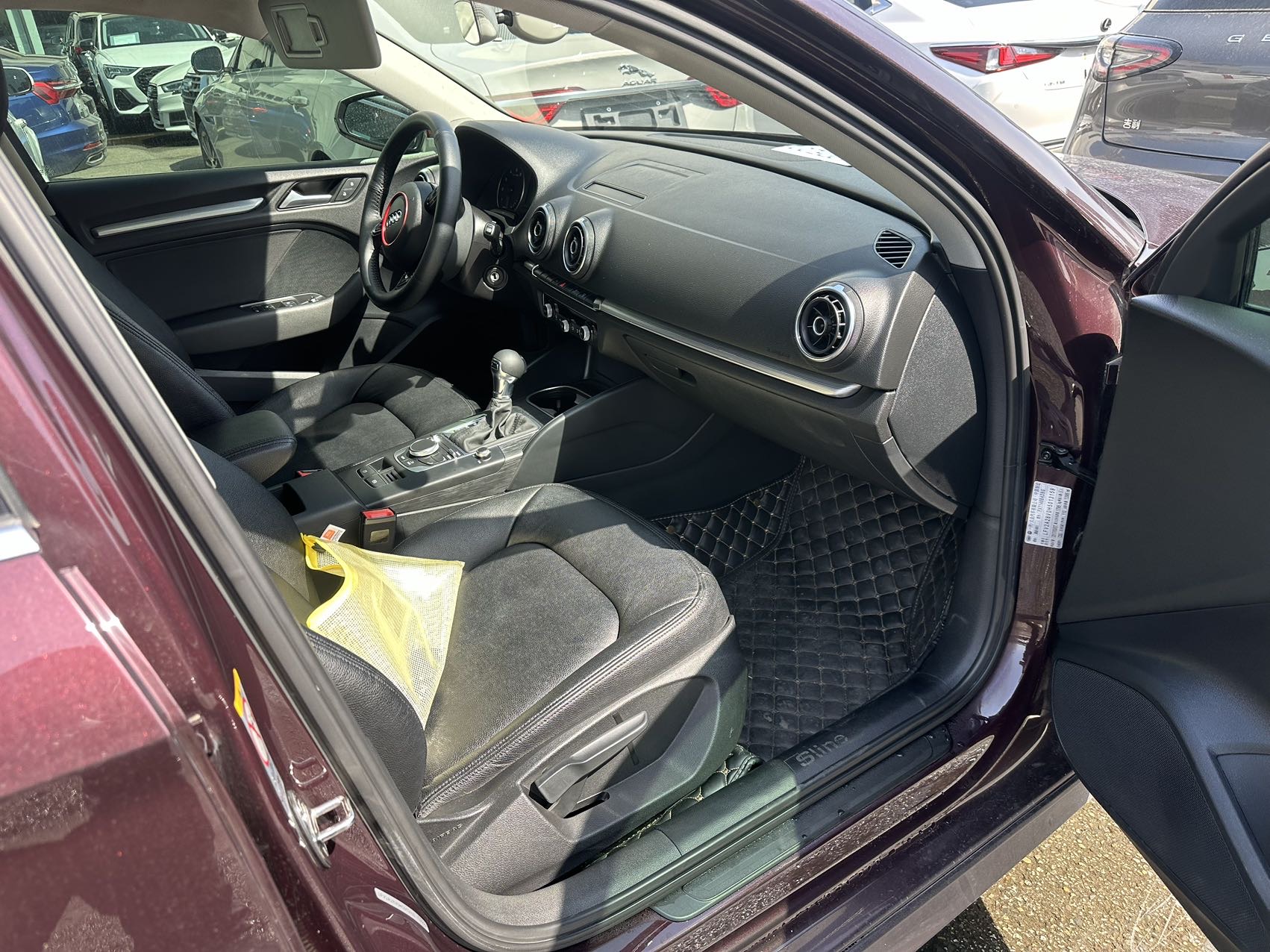 Audi A3 2017 car image #12