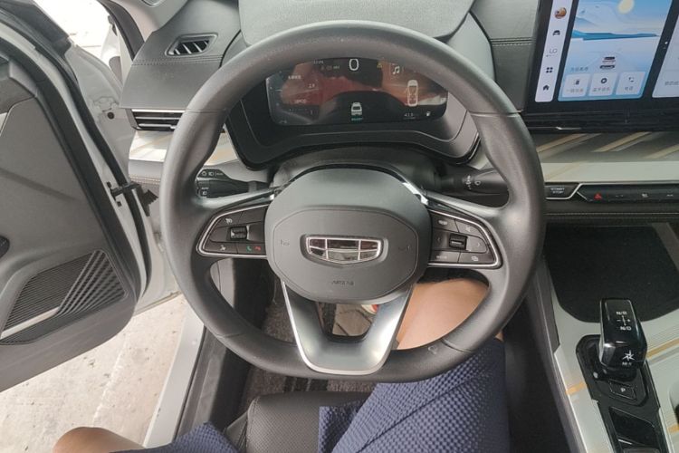 GEELY Emgrand L HiP 2024 car image #11