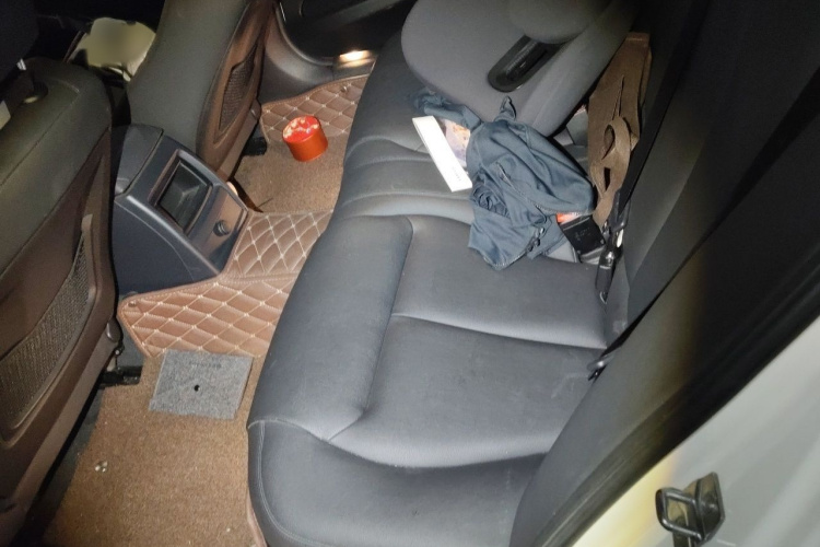 BMW 3 Series 2015 car image #12