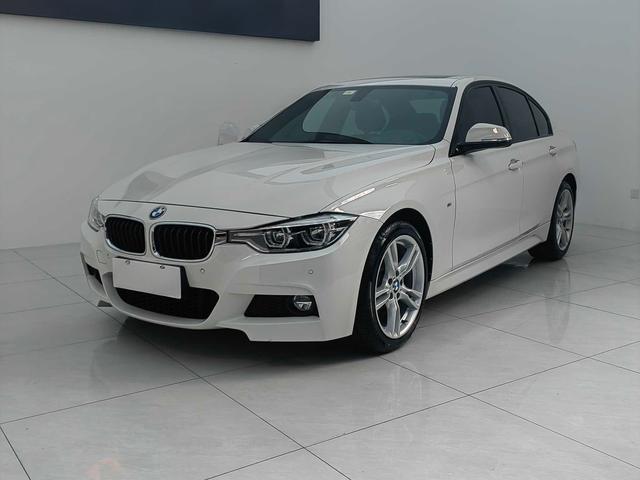 BMW 3 Series 2019 car image #21