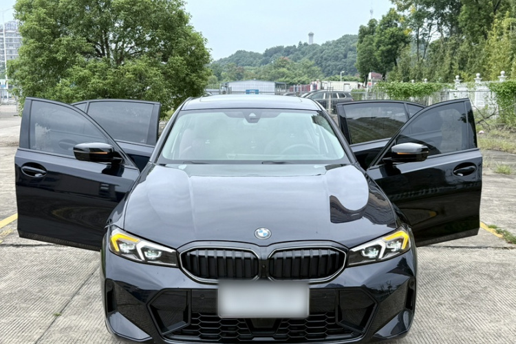 BMW 3 Series 2026 car image #3