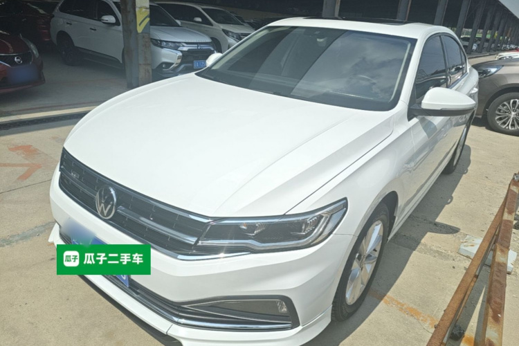 Volkswagen Bora 2022 car image #2