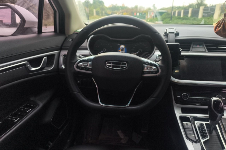 GEELY Emgrand GS 2019 #11 GEELY Emgrand GS 2019 car image #11