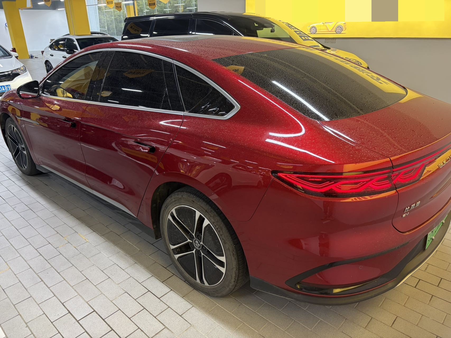 BYD Han 2023 #7 BYD Han 2023 صورة سيارة #7