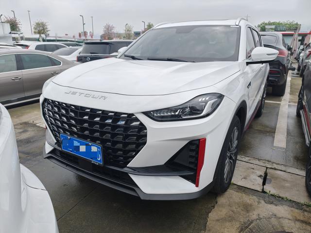 Jetour X70 PLUS 2023 car image #15