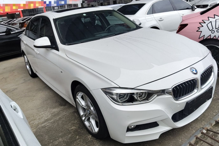BMW 3 Series 2018 #4 BMW 3 Series 2018 car image #4