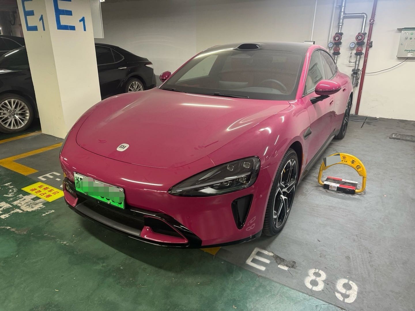 MI SU7 2025 汽车图片 