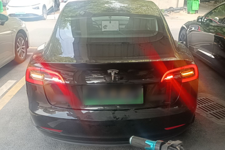 Tesla Model 3 2023 #6 Tesla Model 3 2023 immagine di auto #6