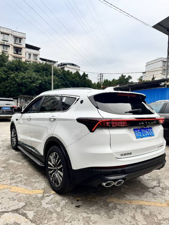 Jetour X70 PLUS 2023 car image #5