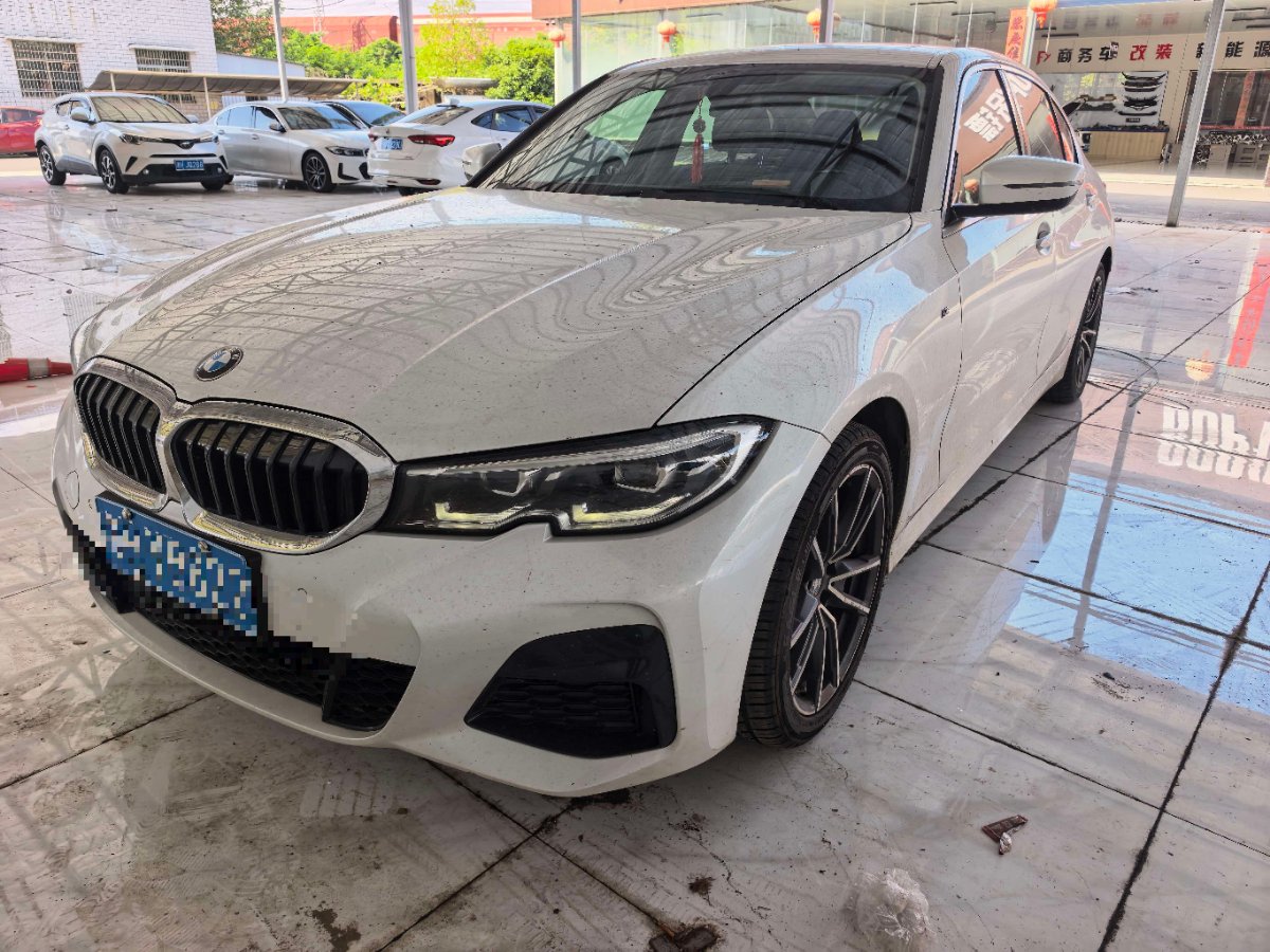 BMW 3 Series 2022 car image 