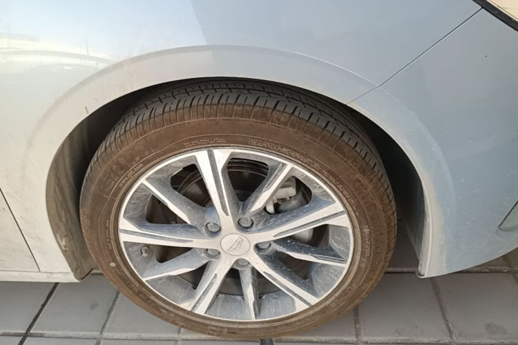 GEELY Emgrand 2024 #9 GEELY Emgrand 2024 car image #9