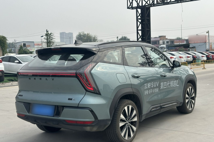 GEELY Boyue L 2025 car image #7