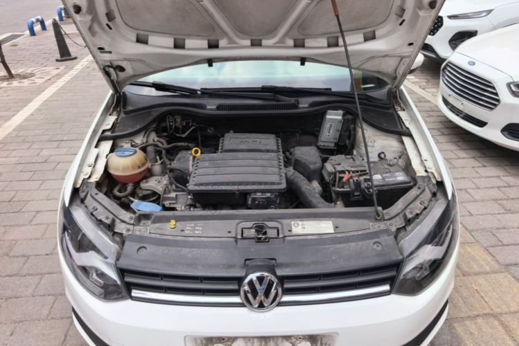 Volkswagen Polo 2015 #20 Volkswagen Polo 2015 car image #20
