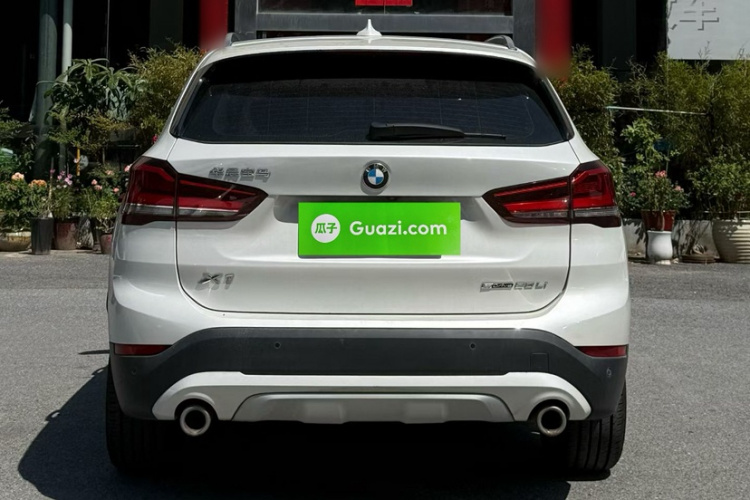 BMW X1 2020 car image #13