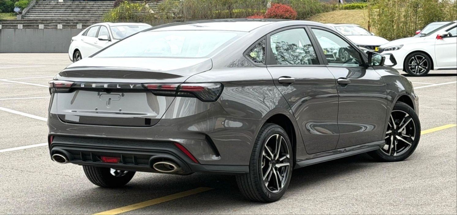 GEELY Binray 2026 image de voiture #7