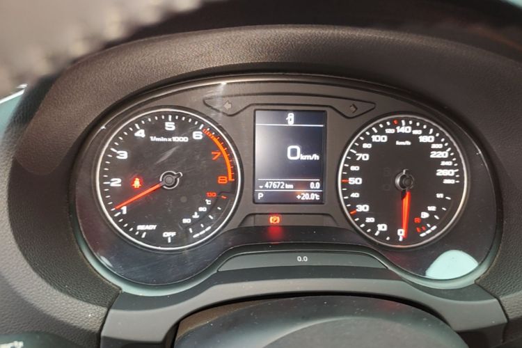 Audi A3 2018 imagen de coche #12