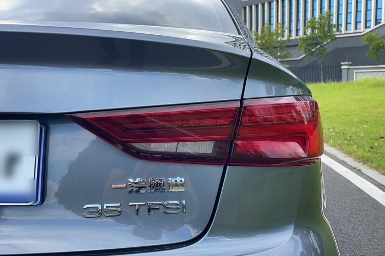 Audi A3 2019 صورة سيارة #8