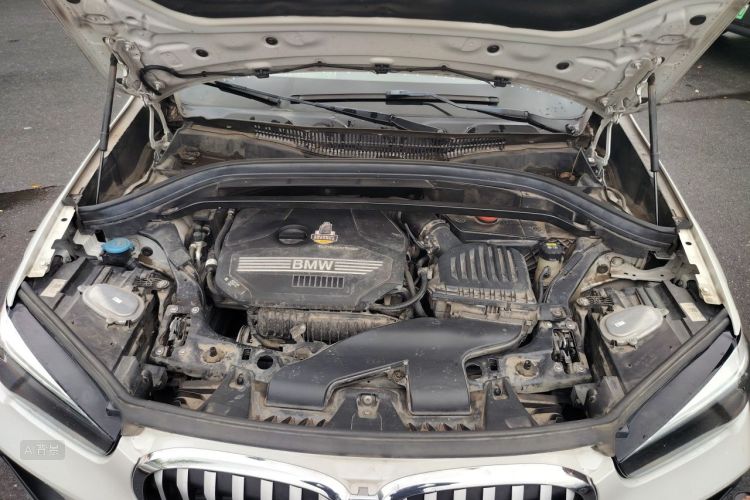 BMW X1 2021 #22 BMW X1 2021 immagine di auto #22
