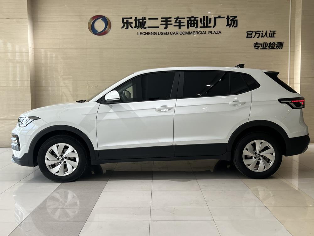 Volkswagen Tharu 2025 car image #4