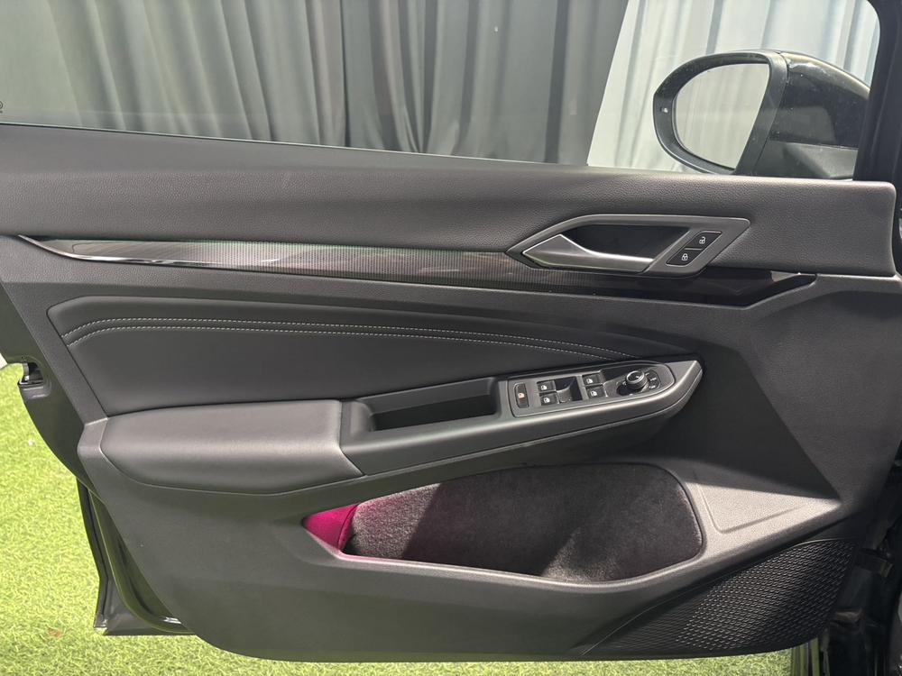 Volkswagen Golf 2022 #17 Volkswagen Golf 2022 car image #17