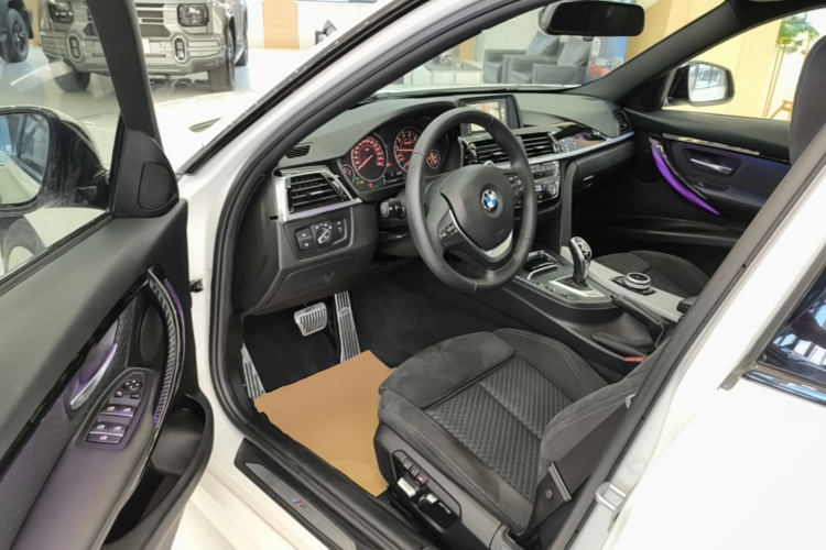 BMW 3 Series 2017 #16 BMW 3 Series 2017 car image #16