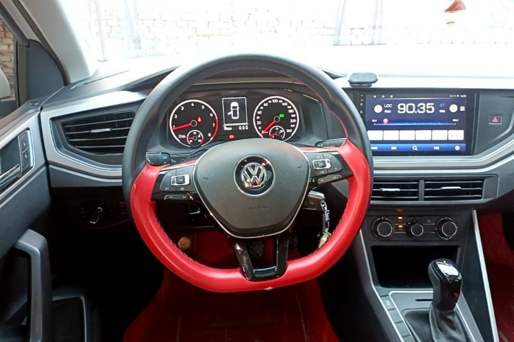 Volkswagen Polo 2021 #11 Volkswagen Polo 2021 car image #11