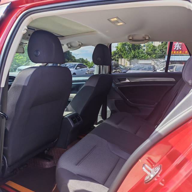 Volkswagen Golf 2016 car image #6