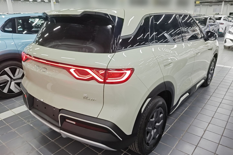 BYD YuanUP 2024 car image #7