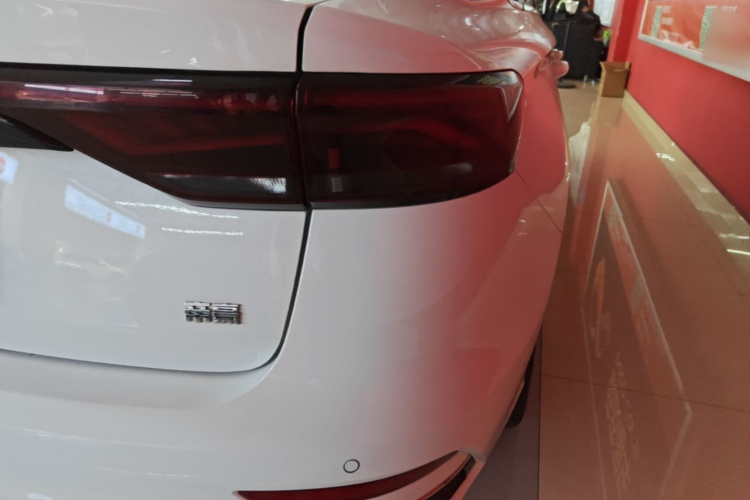 GEELY Emgrand 2023 car image #8
