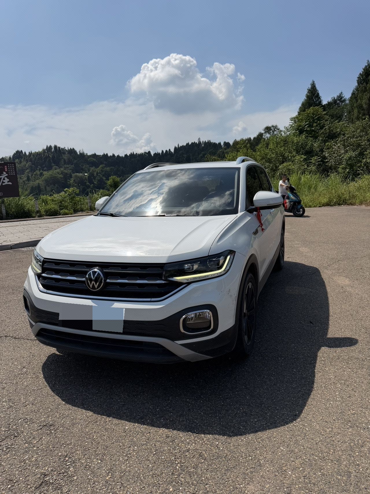 Volkswagen Tacqua 2020 car image 