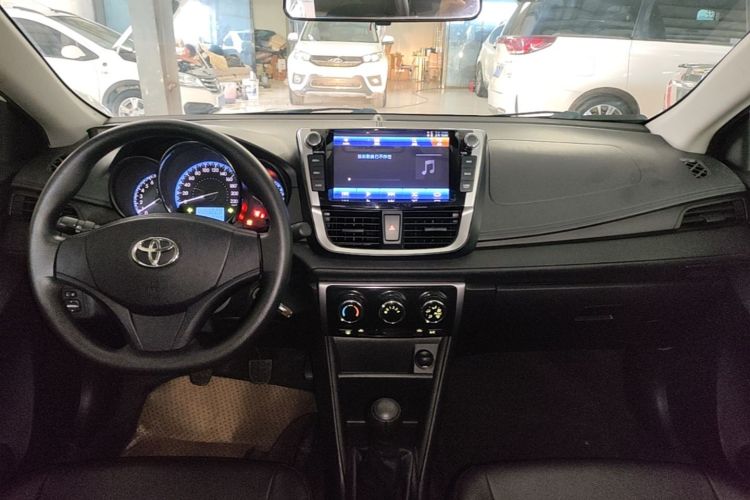 Toyota Vios 2017 #10 Toyota Vios 2017 car image #10
