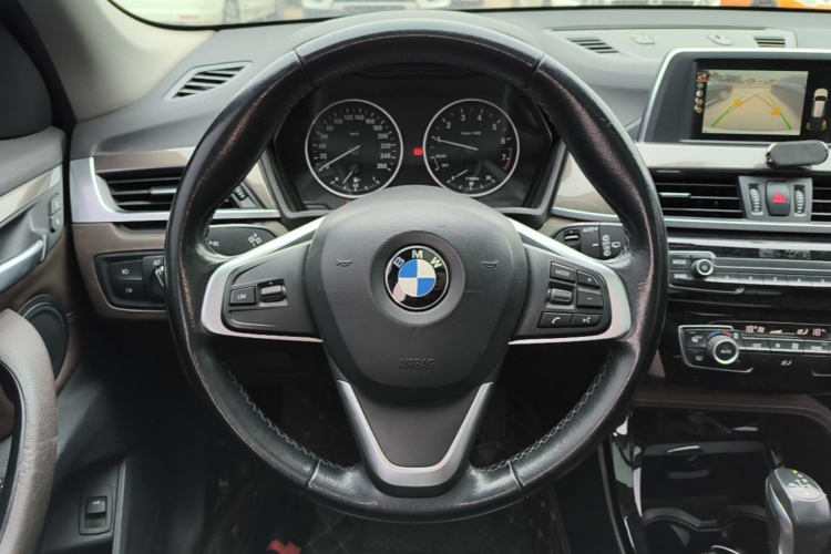 BMW X1 2017 #11 BMW X1 2017 car image #11