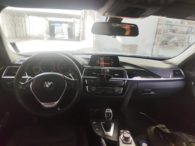 BMW 3 Series 2017 #3 BMW 3 Series 2017 car image #3