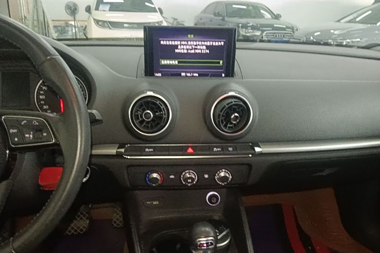 Audi A3 2018 #13 Audi A3 2018 car image #13