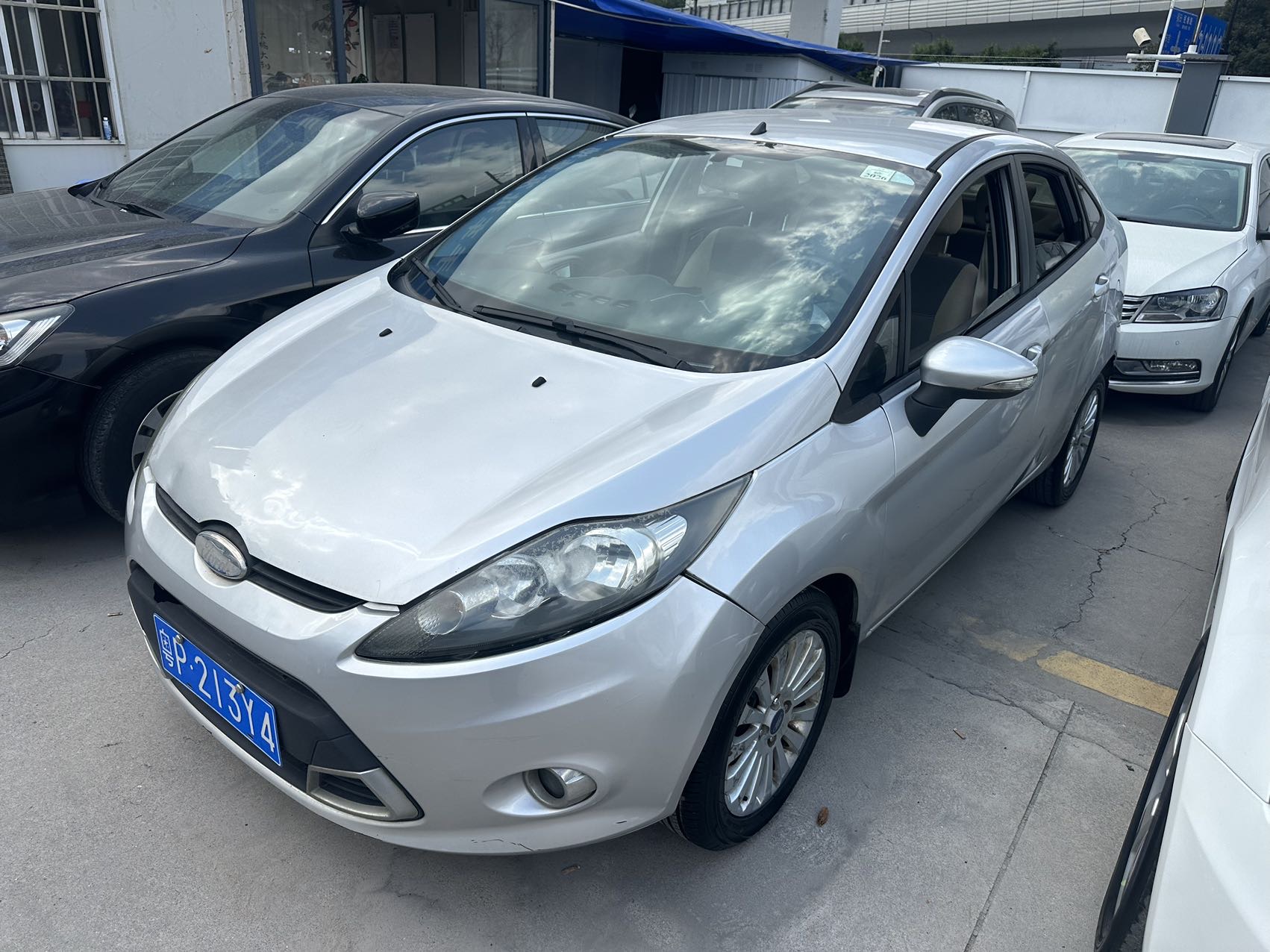 Ford Fiesta 2012 صورة سيارة 