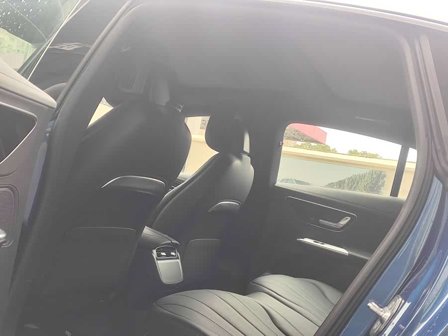 Mercedes-Benz EQE Class 2022 #20 Mercedes-Benz EQE Class 2022 car image #20