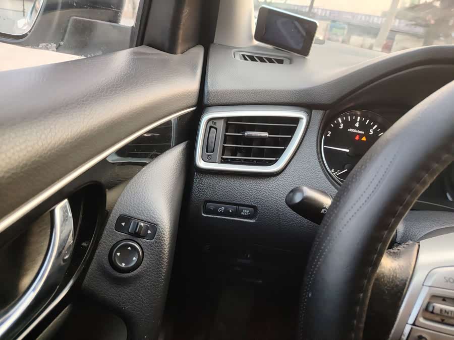 Nissan Qashqai 2017 #20 Nissan Qashqai 2017 car image #20