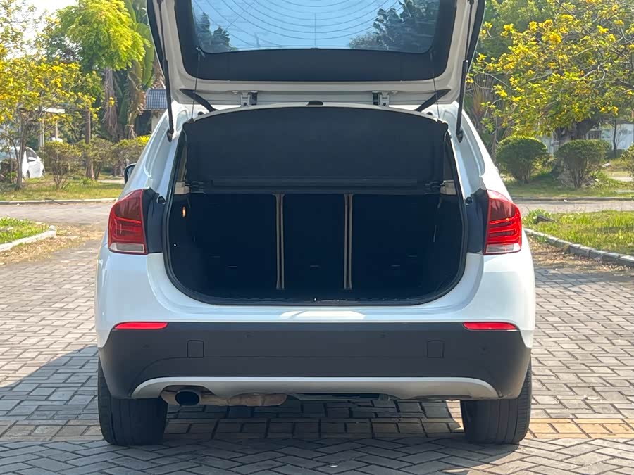 BMW X1 (Imported) 2012 #20 BMW X1 (Imported) 2012 car image #20