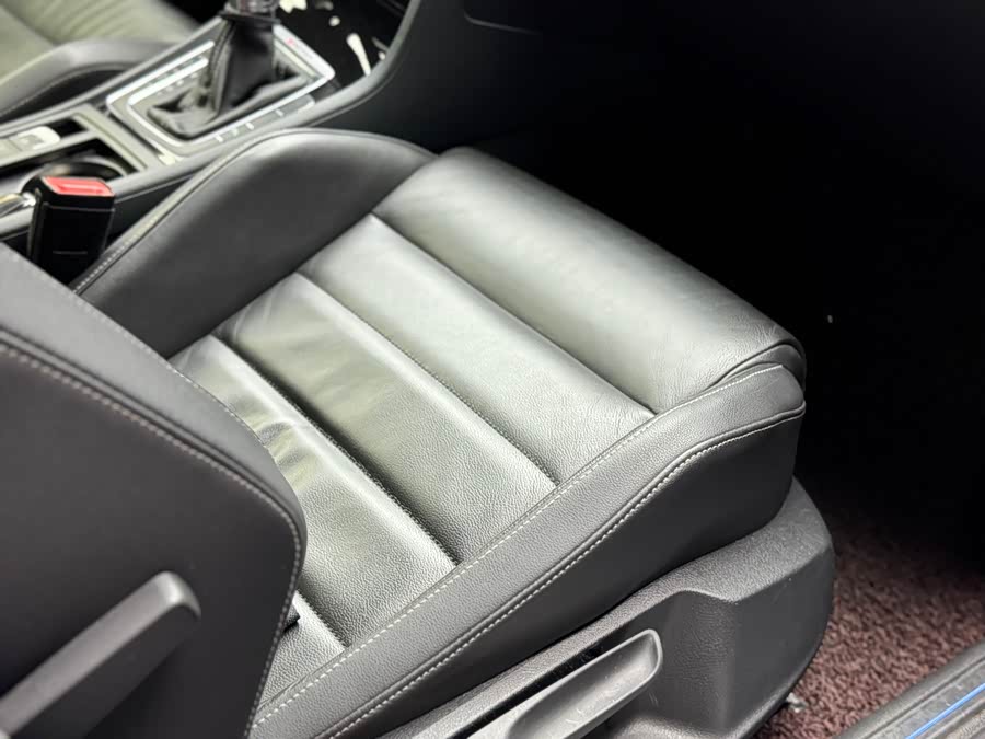 Volkswagen Golf (Imported) 2016 imagem de carro #20