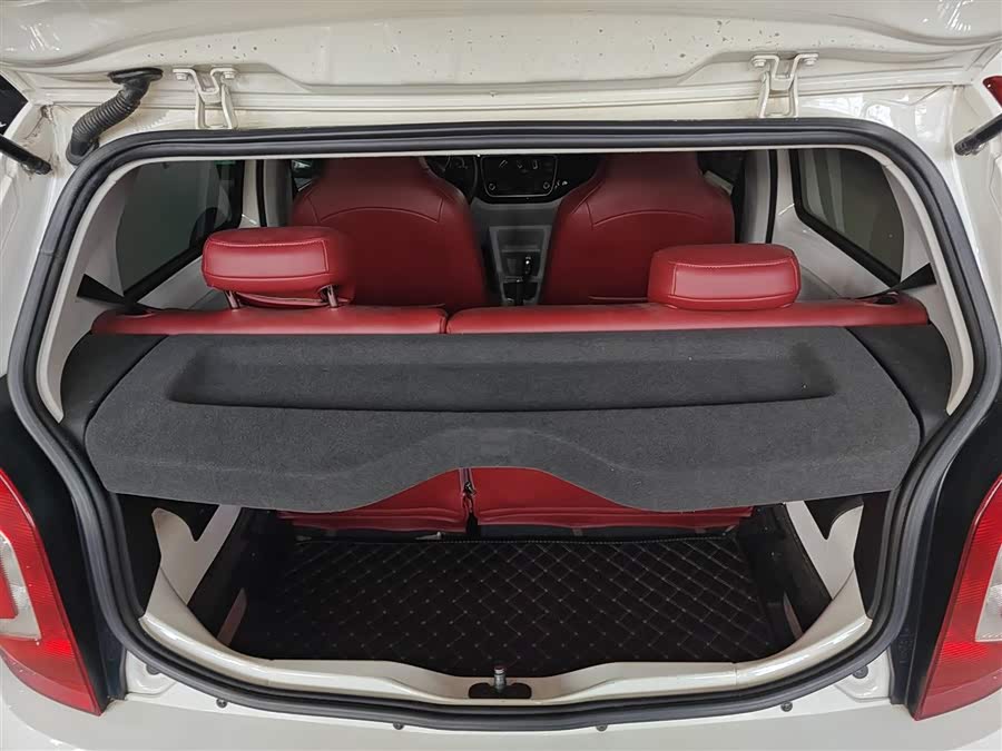 Volkswagen up! 2015 immagine di auto #20