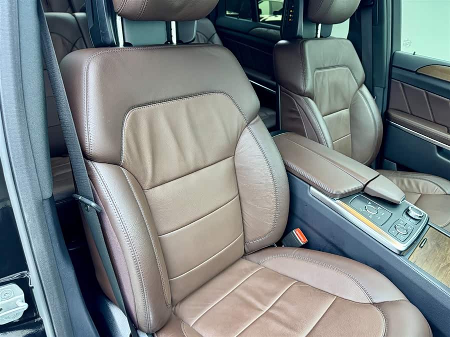 Mercedes-Benz GL Class 2014 car image #20