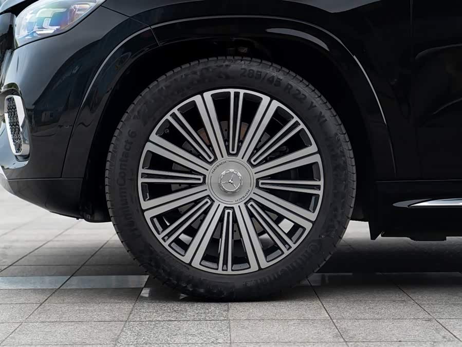 Mercedes-Benz Maybach GLS 2024 car image #20