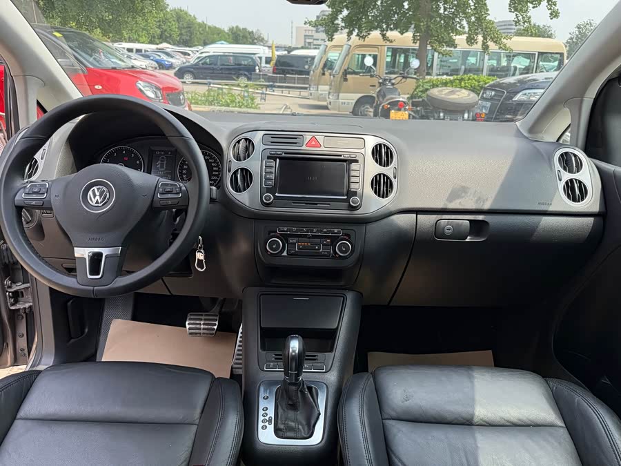 Volkswagen Golf (Imported) 2012 imagem de carro #20