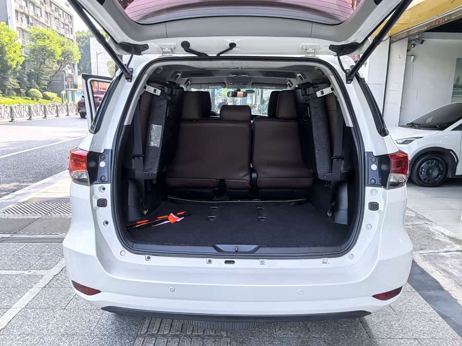 Toyota Fortuner 2017 #20 Toyota Fortuner 2017 immagine di auto #20