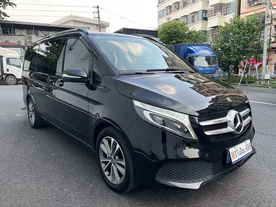 Mercedes-Benz V Class 2022 immagine di auto #20