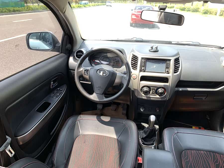 Great Wall M4 2012 صورة سيارة #20