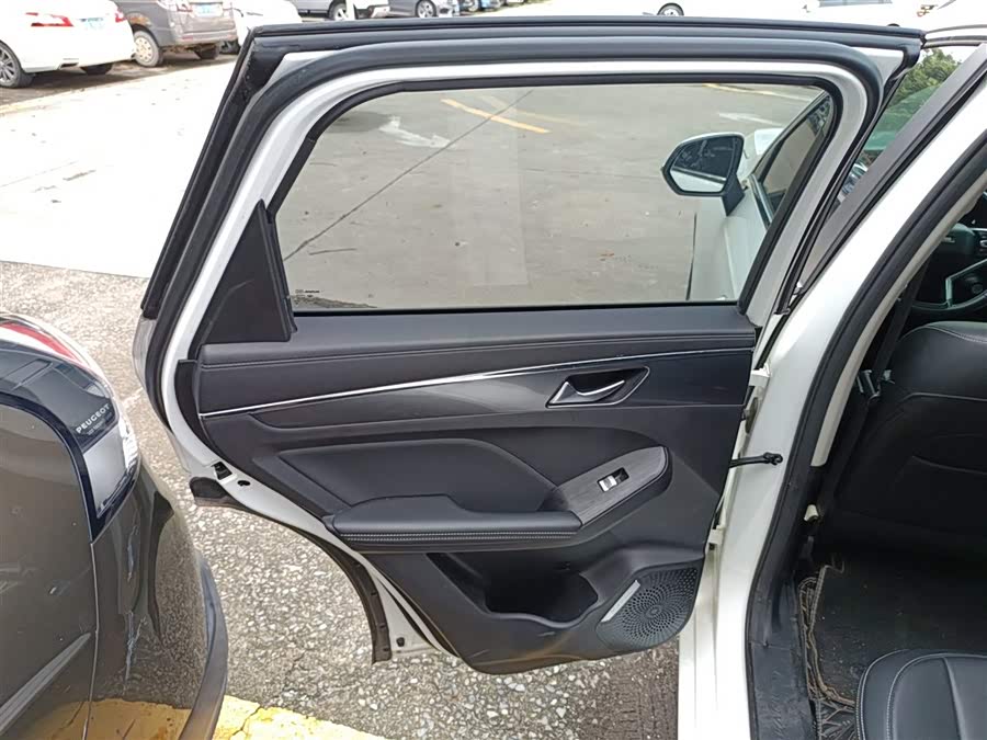 Haval Jolion 2021 #20 Haval Jolion 2021 صورة سيارة #20